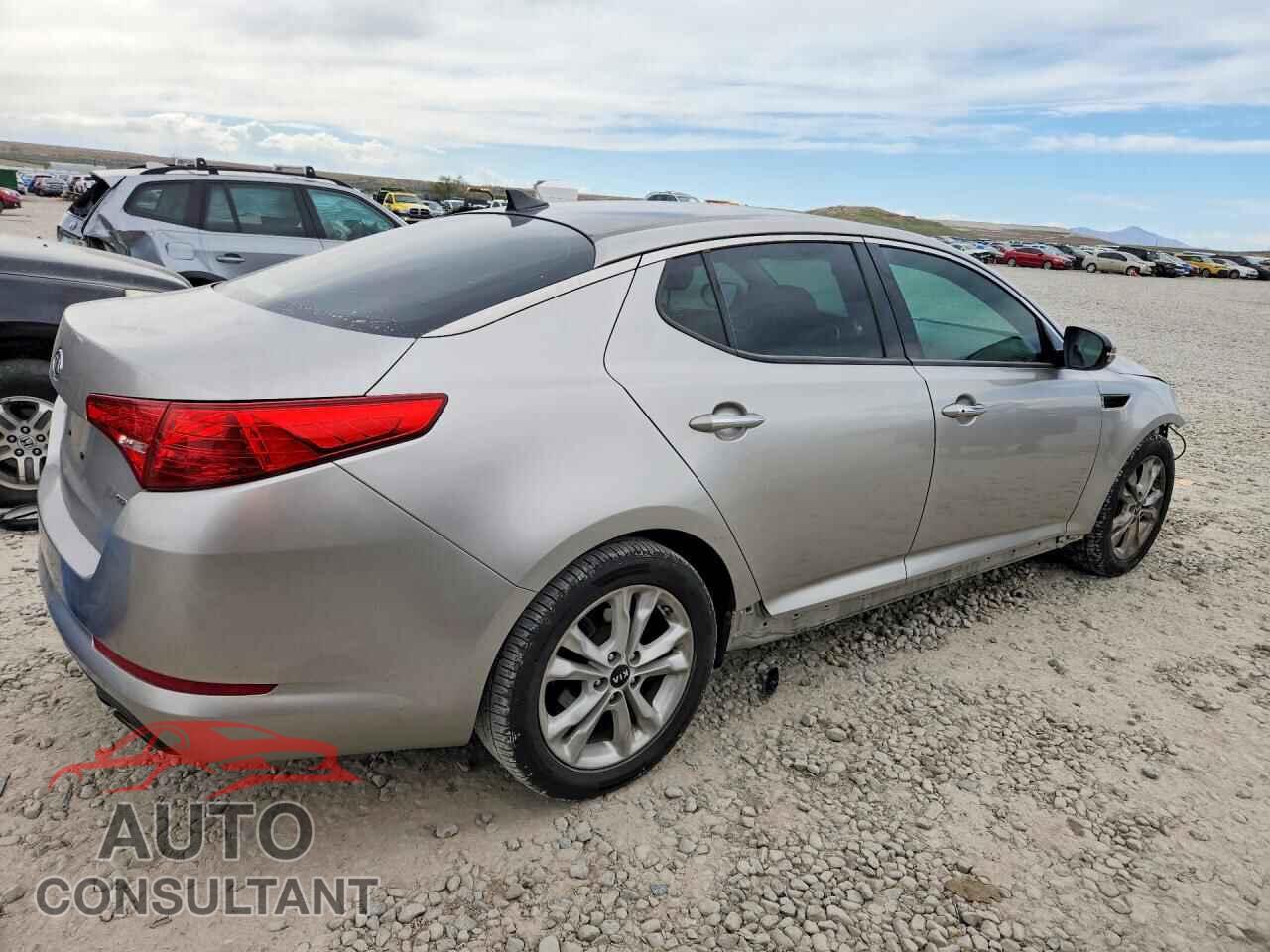 KIA OPTIMA 2011 - KNAGN4A79B5100278