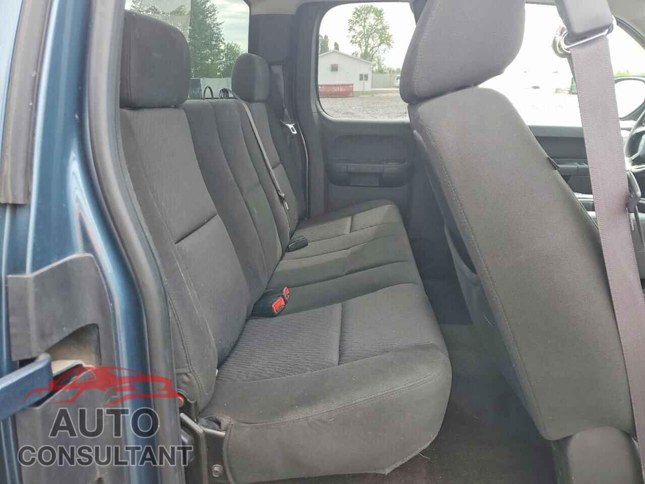 CHEVROLET SILVERADO 2011 - 1GCRKREA2BZ310480