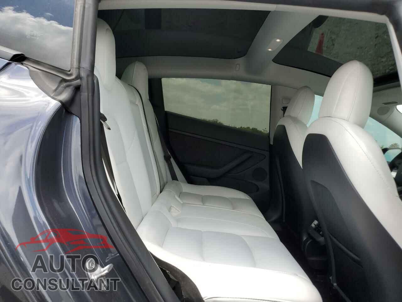 TESLA MODEL 3 2022 - 5YJ3E1EB2NF263064