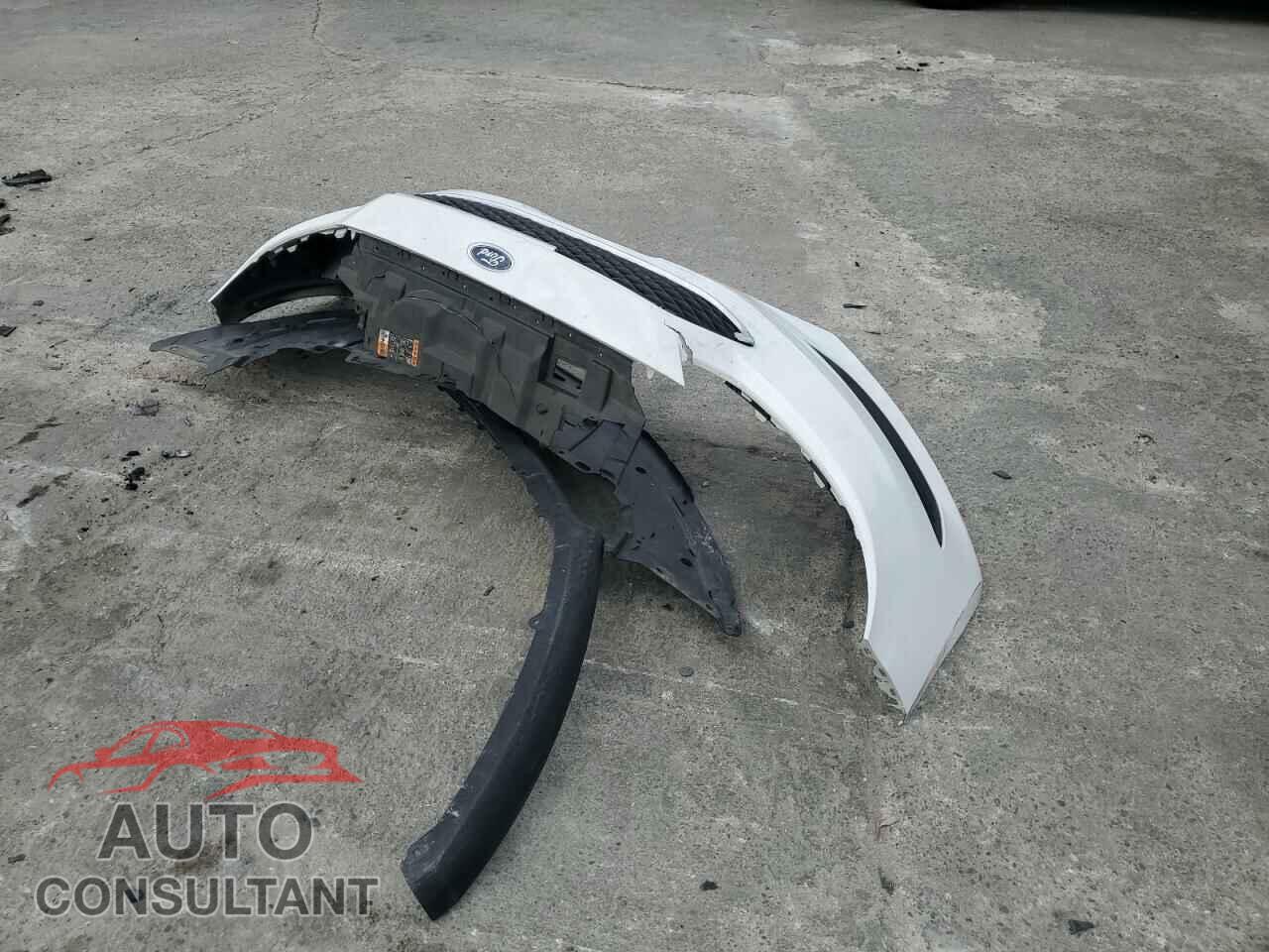FORD FOCUS 2017 - 1FADP3F27HL217567