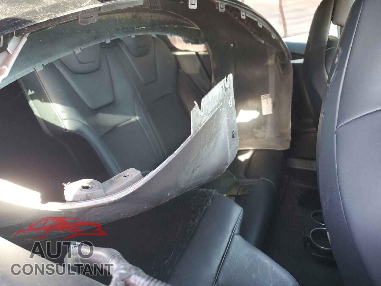 TESLA MODEL S 2018 - 5YJSA1E26JF244972