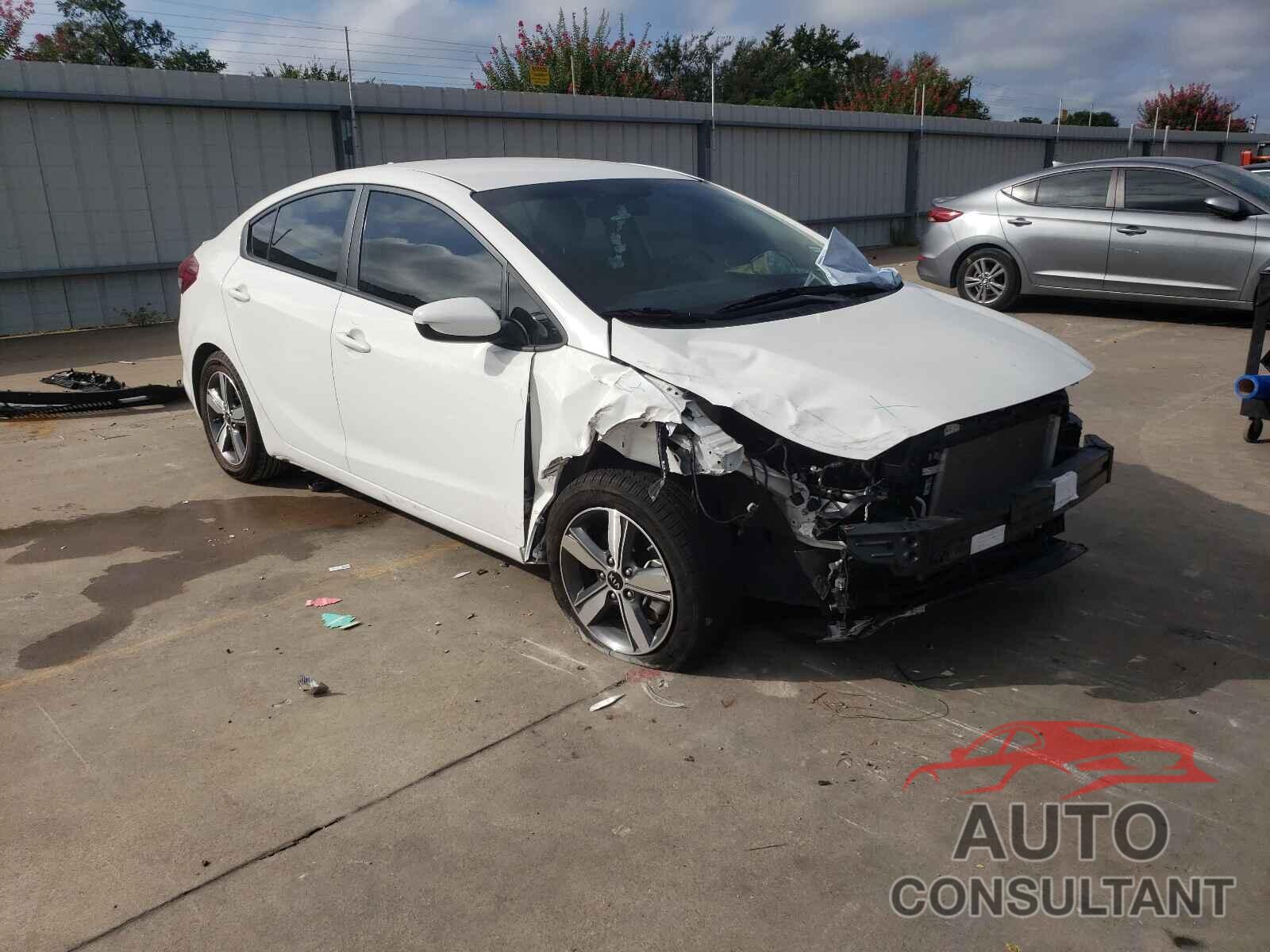 KIA FORTE 2018 - 3KPFL4A74JE254016