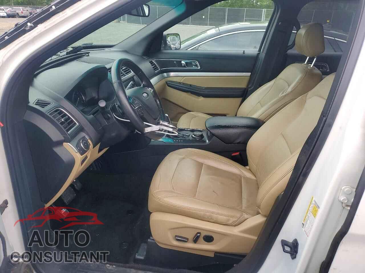 FORD EXPLORER 2017 - 1FM5K8D85HGA01111