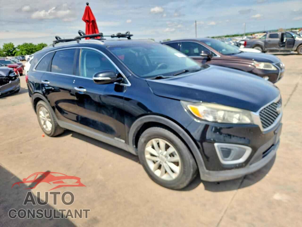 KIA SORENTO 2017 - 5XYPGDA52HG325945