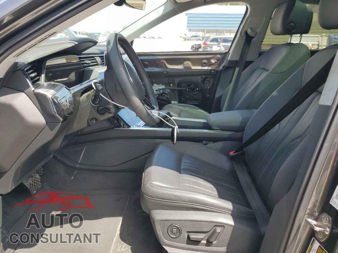 AUDI E-TRON 2021 - WA12AAGE1MB039861