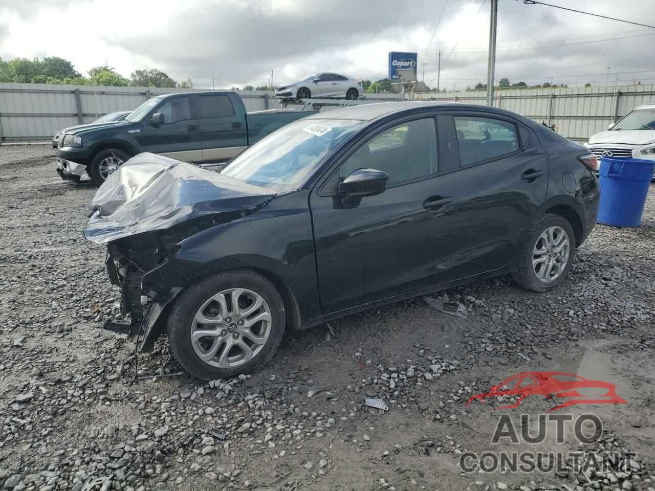 TOYOTA YARIS 2018 - 3MYDLBYV3JY320460