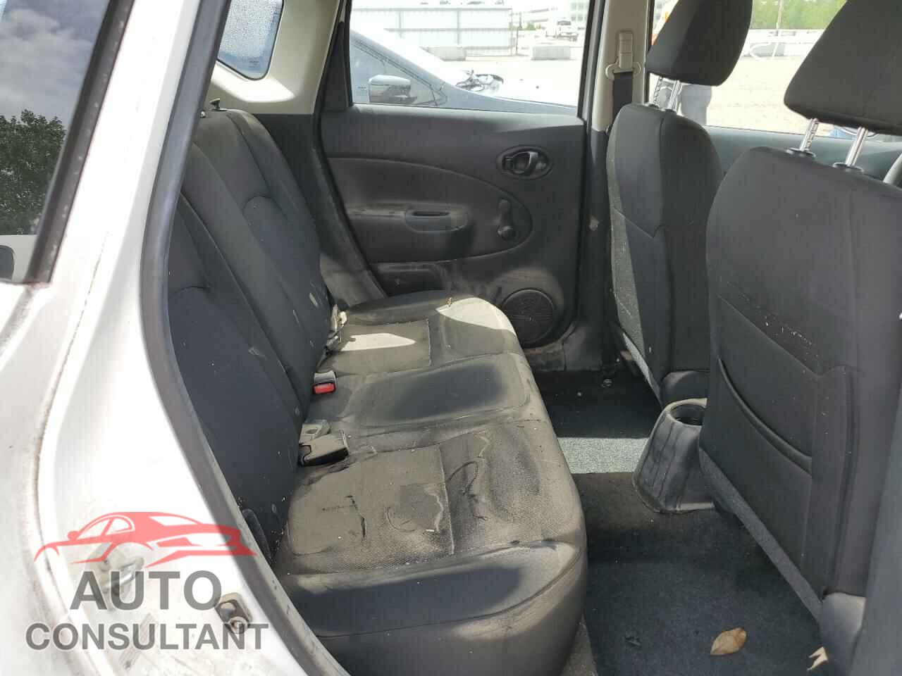 NISSAN VERSA 2017 - 3N1CE2CP6HL361737