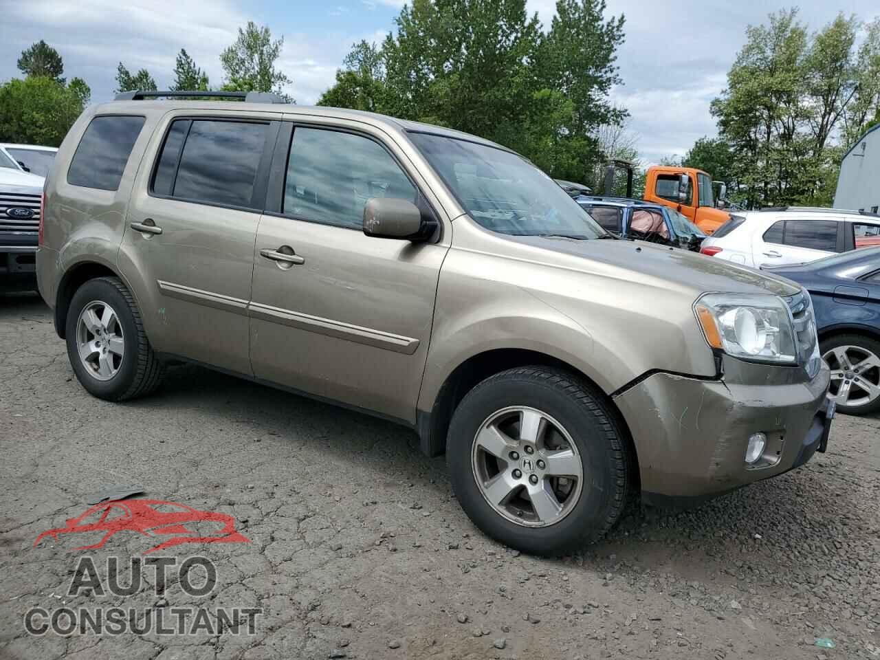 HONDA PILOT 2011 - 5FNYF4H58BB033647