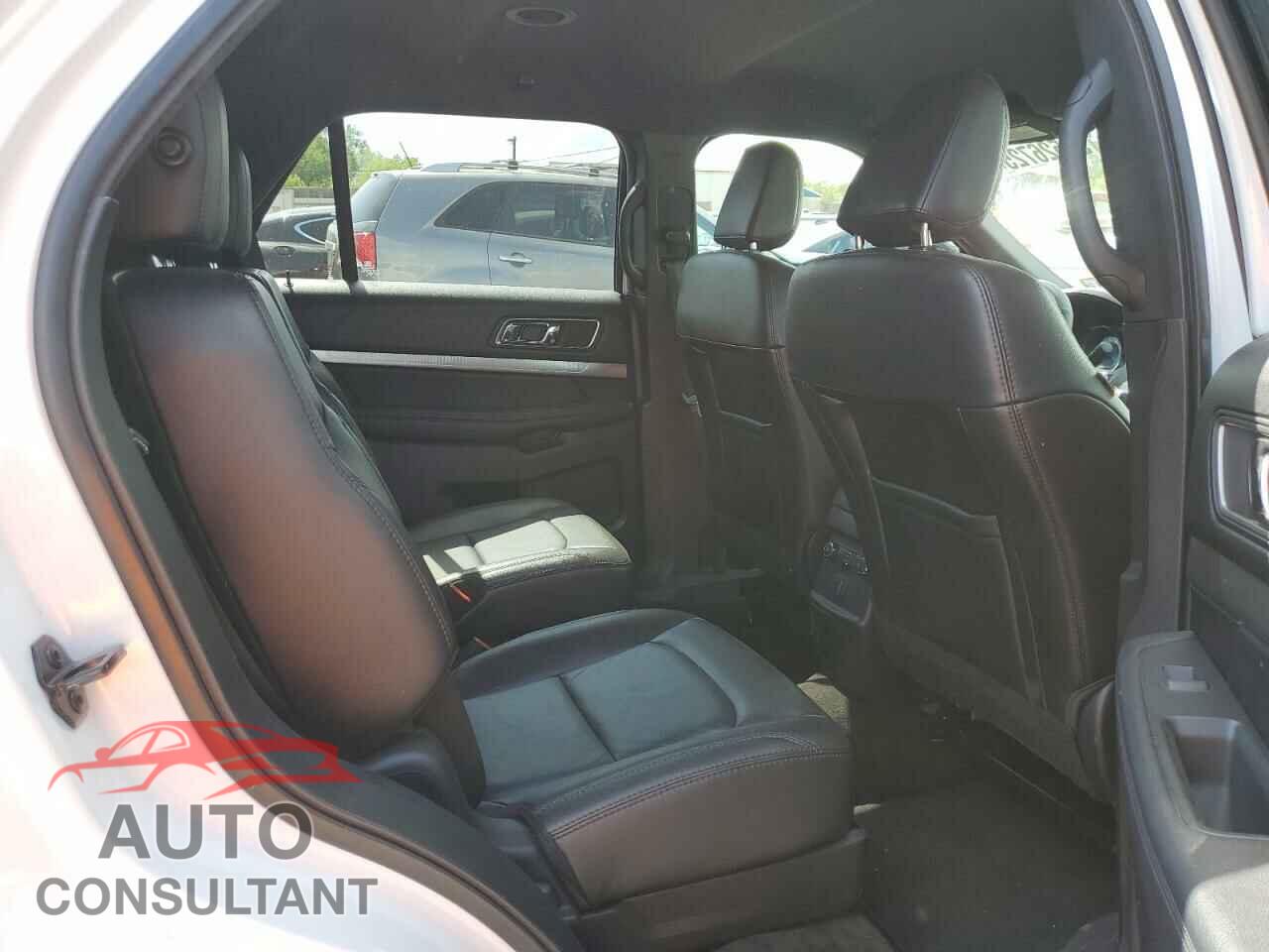 FORD EXPLORER 2018 - 1FM5K8DH8JGB14704