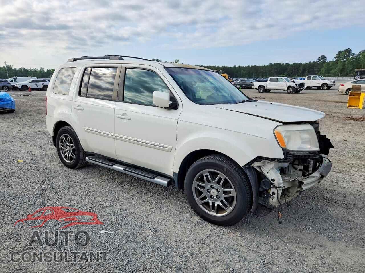 HONDA PILOT 2013 - 5FNYF4H92DB009169