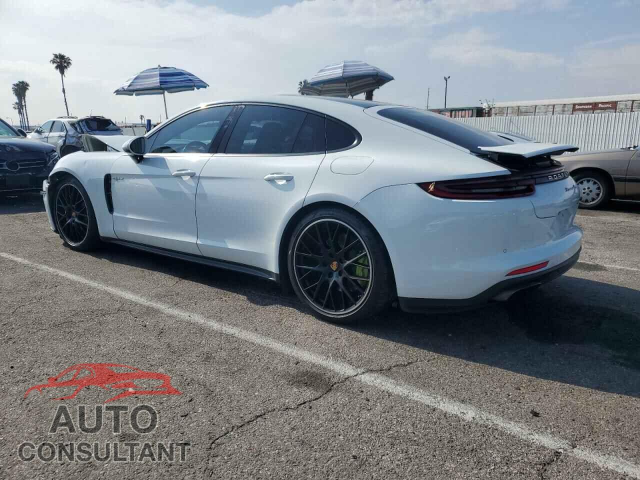 PORSCHE PANAMERA 2018 - WP0AE2A75JL130885