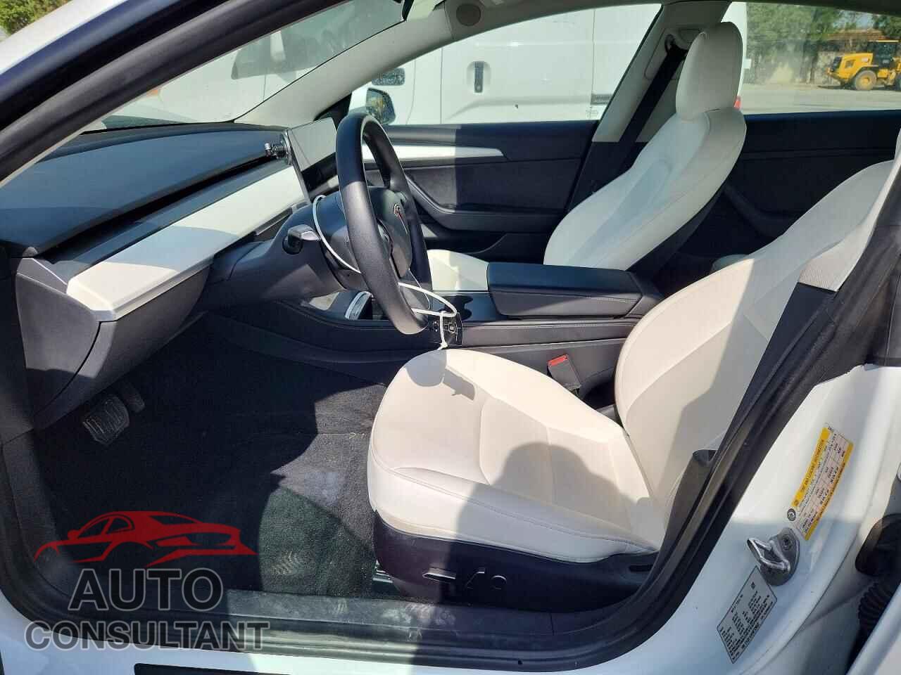 TESLA MODEL 3 2022 - 5YJ3E1EA5NF339822