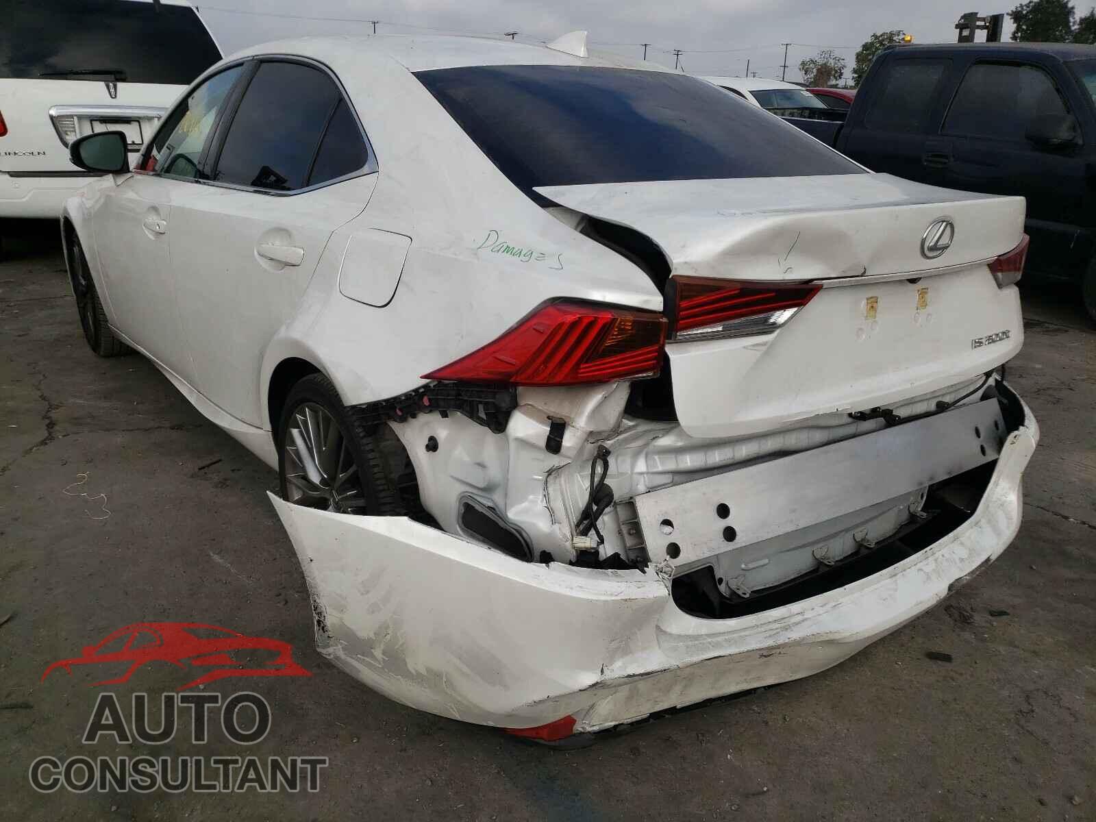 LEXUS IS 2017 - JTHBA1D26H5041303