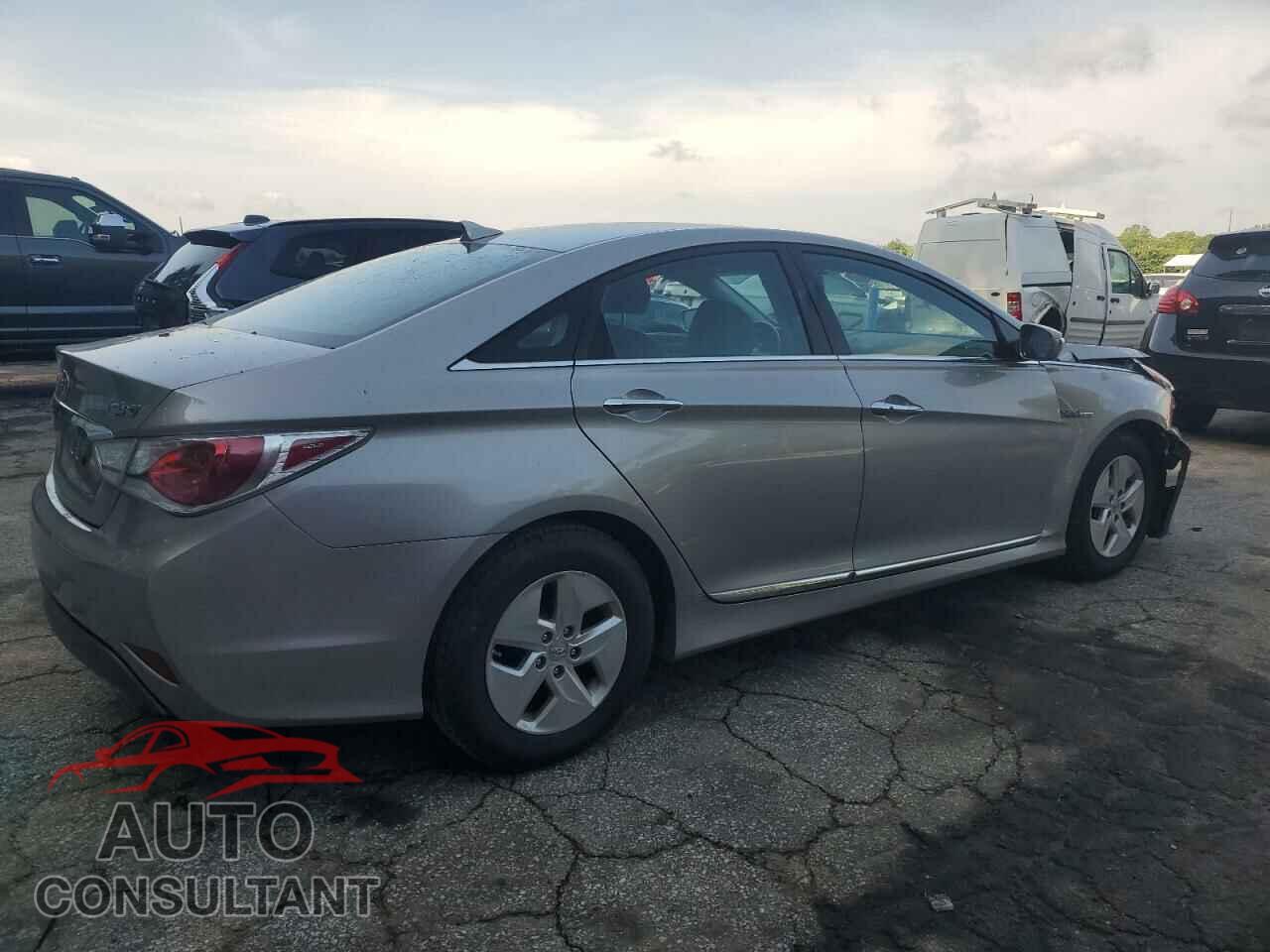 HYUNDAI SONATA 2012 - KMHEC4A40CA026324