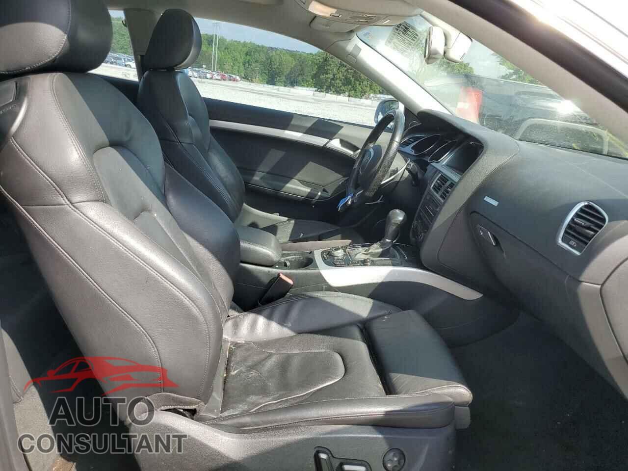 AUDI A5 2012 - WAULFAFR2CA042043