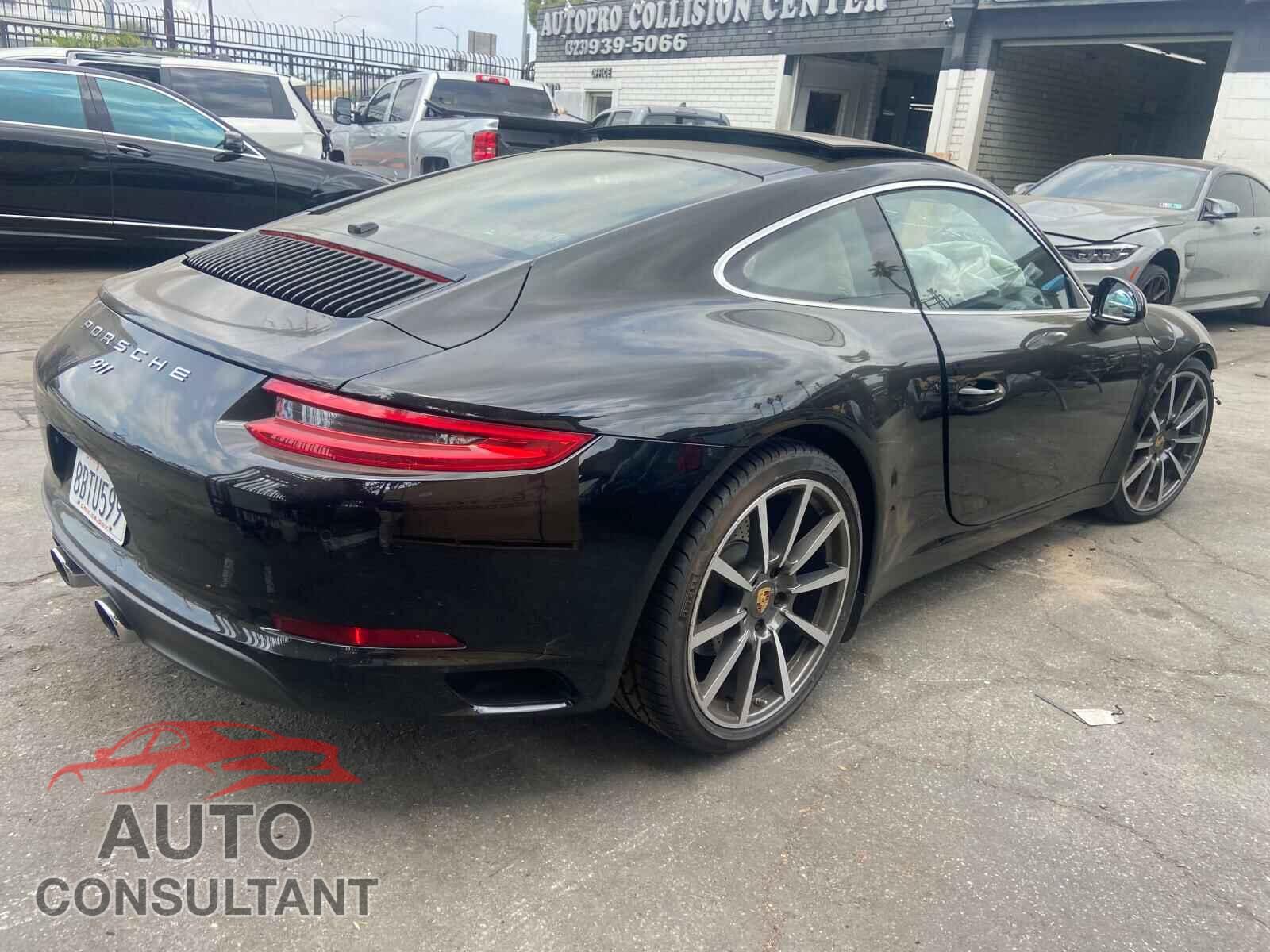 PORSCHE 911 2018 - WP0AA2A96JS105710