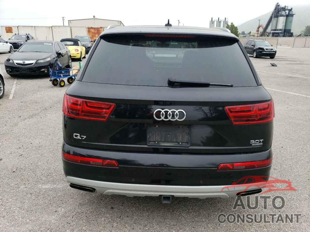 AUDI Q7 2017 - WA1LAAF72HD014940