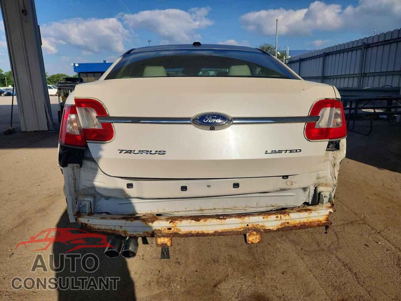 FORD TAURUS 2012 - 1FAHP2FW9CG142838