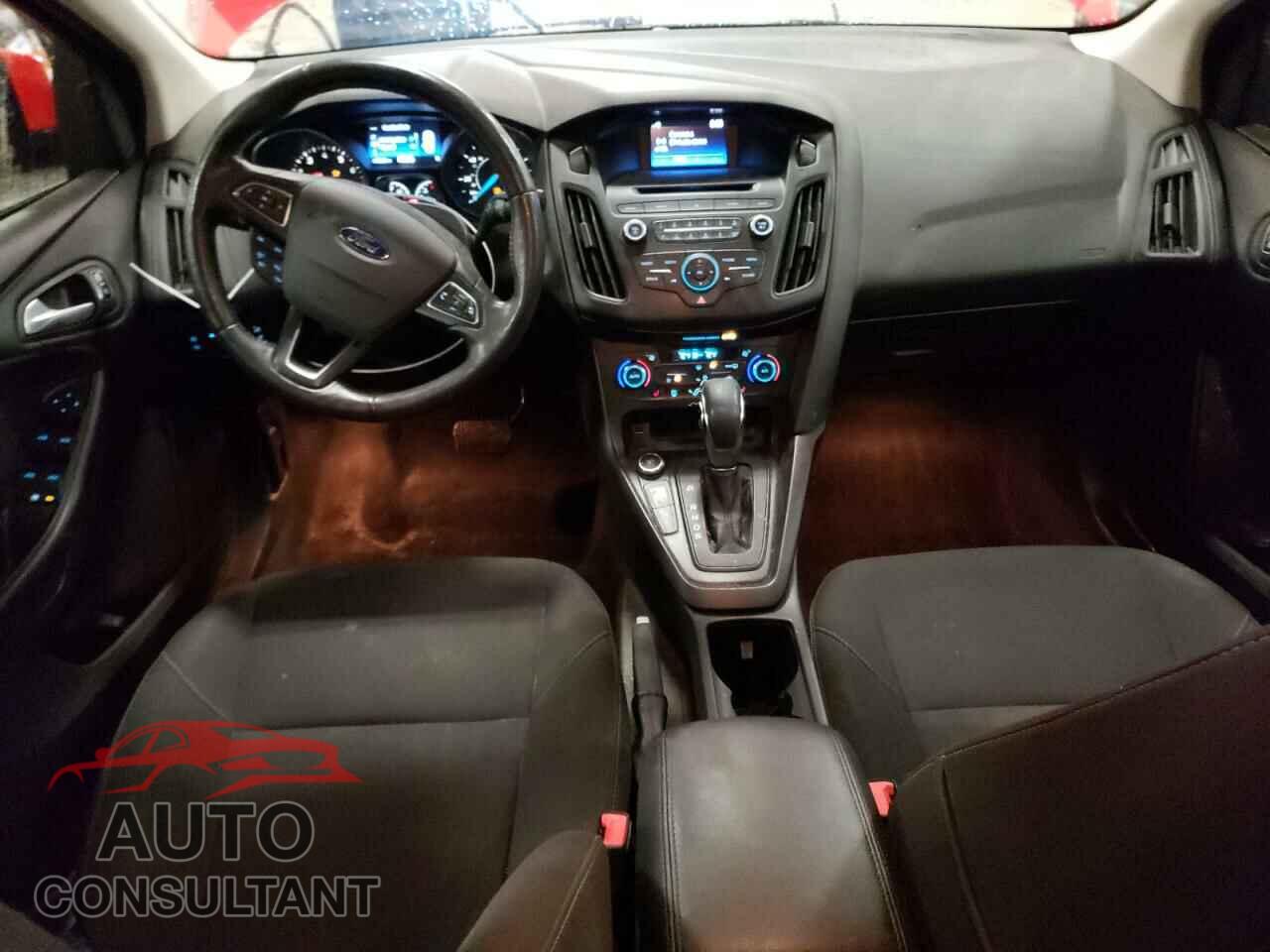 FORD FOCUS 2017 - 1FADP3FE8HL226563