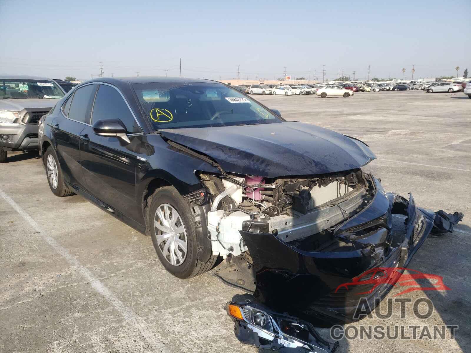 TOYOTA CAMRY 2018 - 4T1B31HK6JU502819