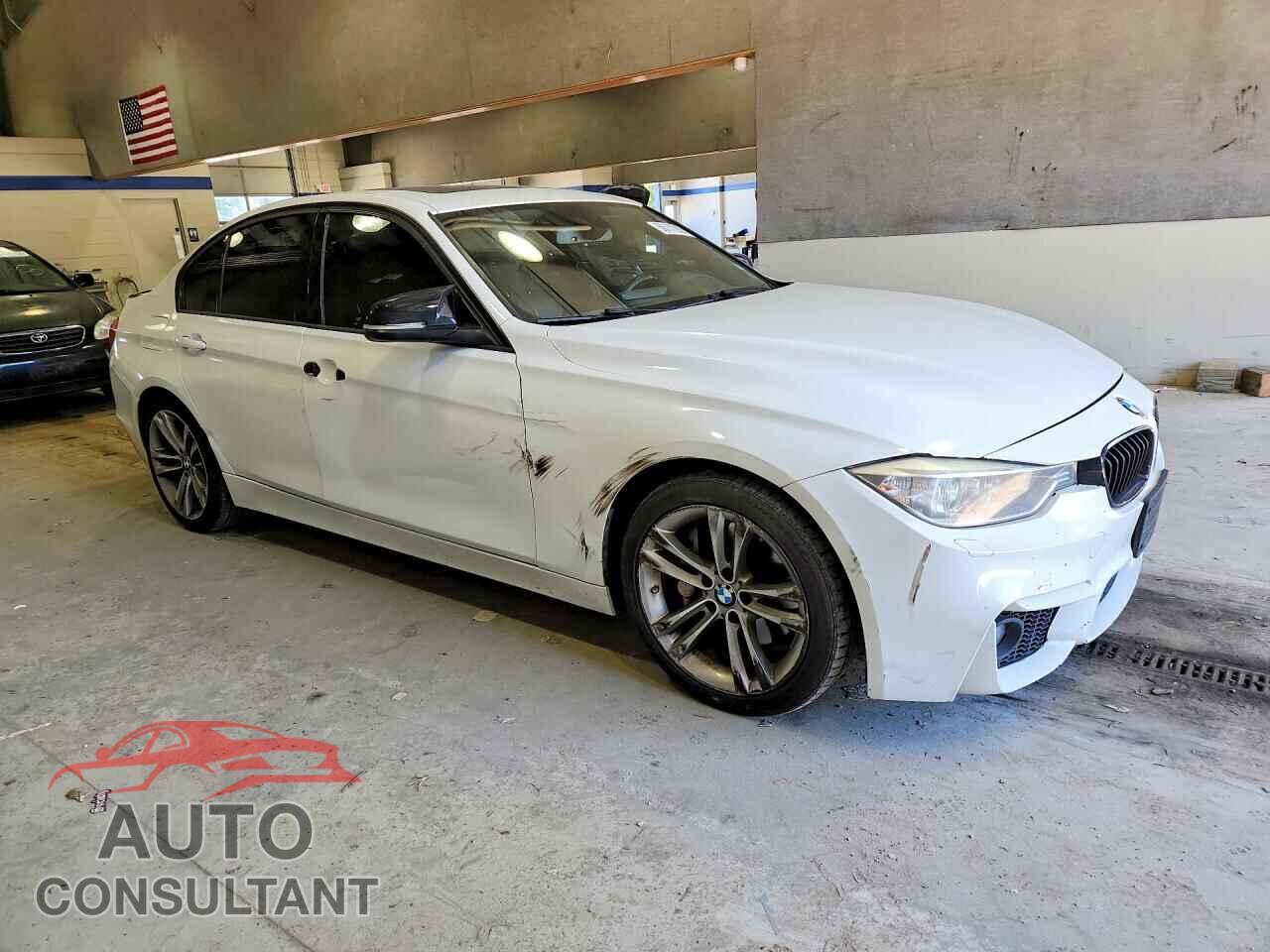 BMW 3 SERIES 2013 - WBA3A9G53DNP37618