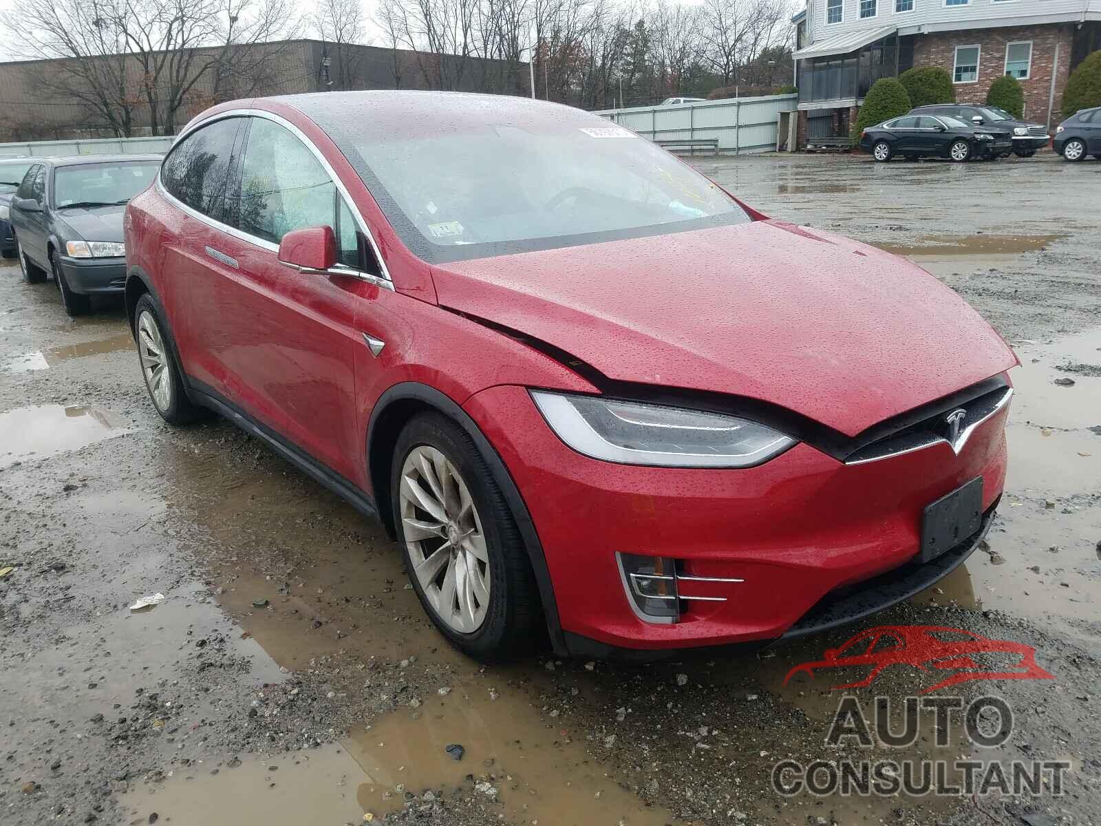 TESLA MODEL X 2018 - 5YJXCAE28JF120976