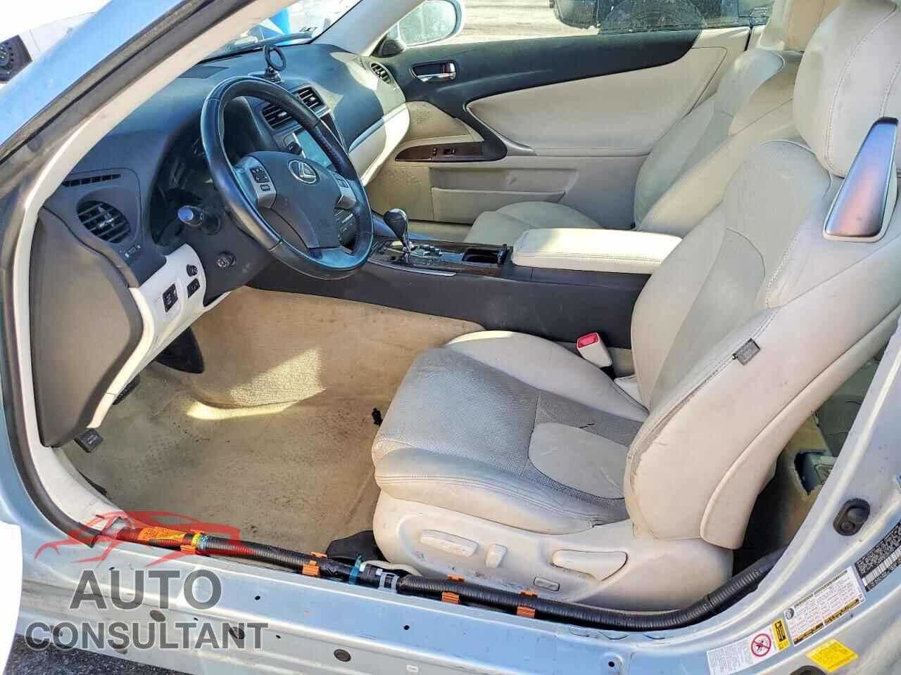 LEXUS IS 2012 - JTHFF2C22C2521780