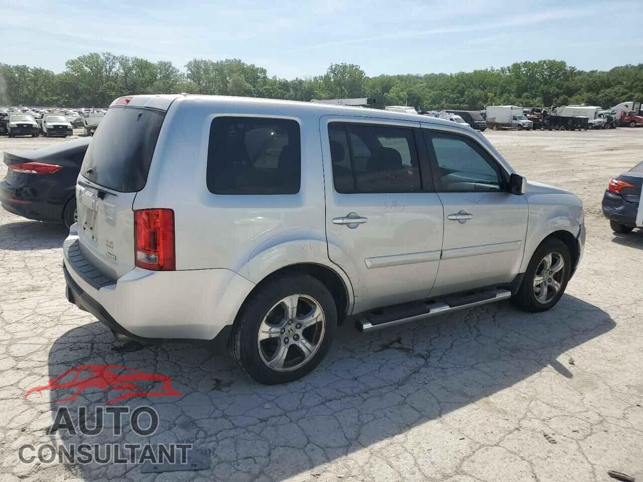 HONDA PILOT 2012 - 5FNYF4H67CB006630