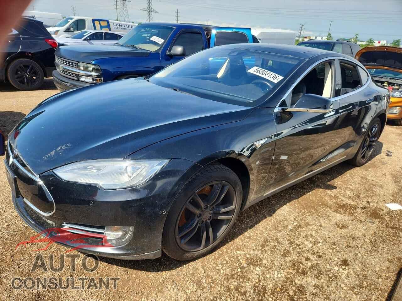 TESLA MODEL S 2015 - 5YJSA1H18FF080201