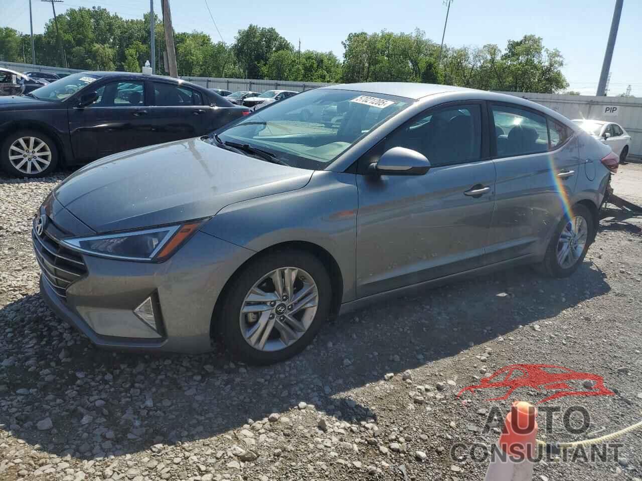 HYUNDAI ELANTRA 2019 - KMHD84LF3KU770864