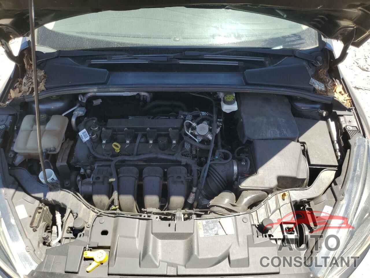 FORD FOCUS 2018 - 1FADP3H29JL294363