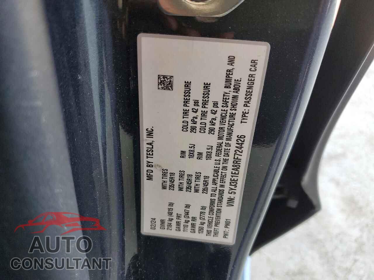 TESLA MODEL 3 2024 - 5YJ3E1EA8RF724426