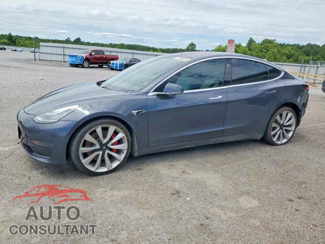 TESLA MODEL 3 2018 - 5YJ3E1EB4JF079321