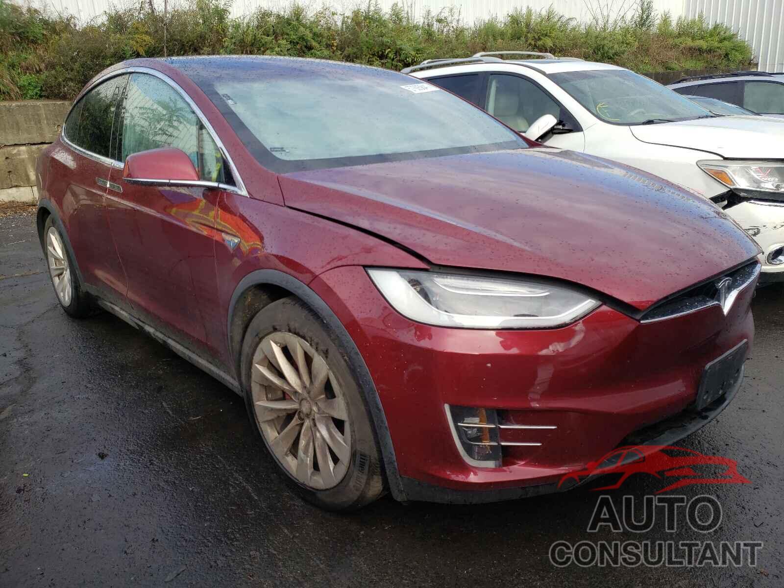 TESLA MODEL X 2016 - 5YJXCBE44GFS00274