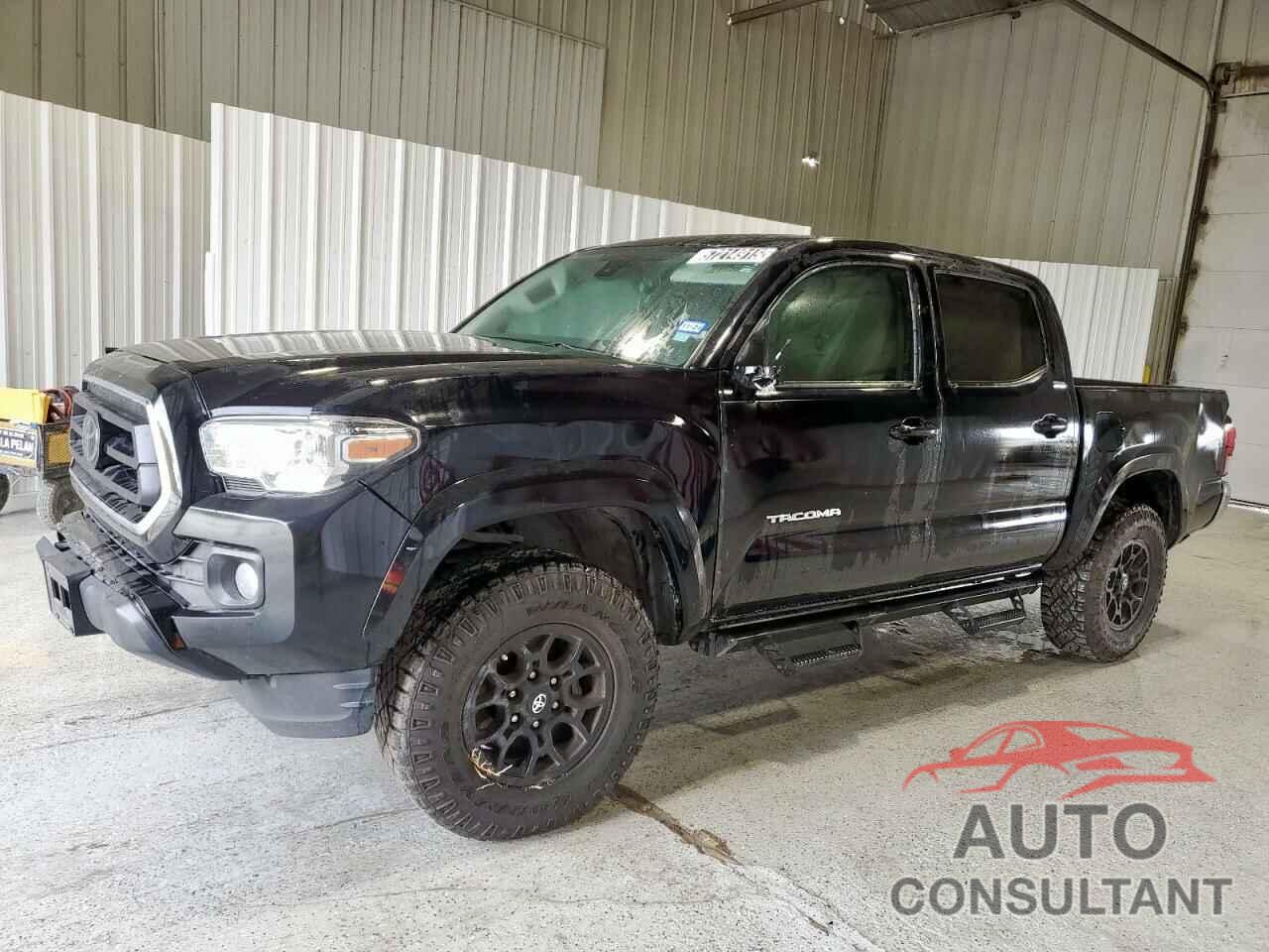 TOYOTA TACOMA 2021 - 5TFAZ5CN0MX102541