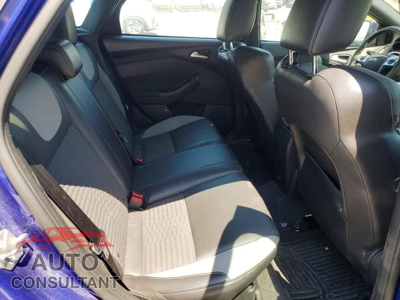 FORD FOCUS 2014 - 1FADP3L95EL391926