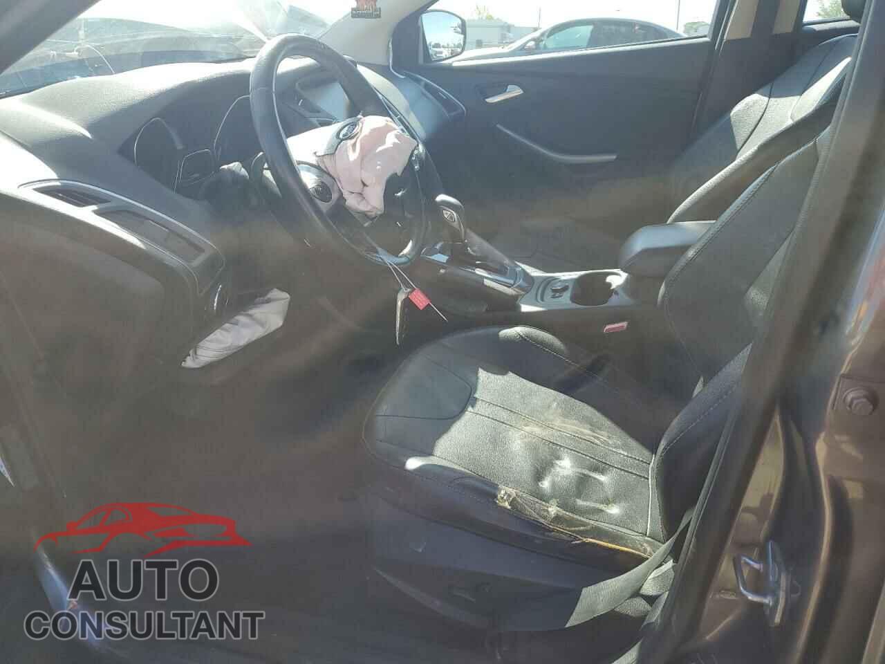 FORD FOCUS 2014 - 1FADP3N20EL264209