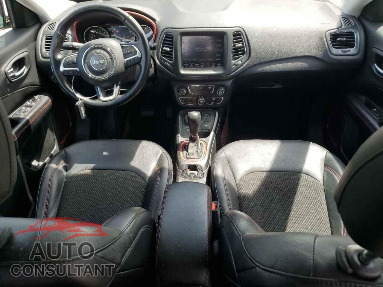 JEEP COMPASS 2020 - 3C4NJDDB3LT194052