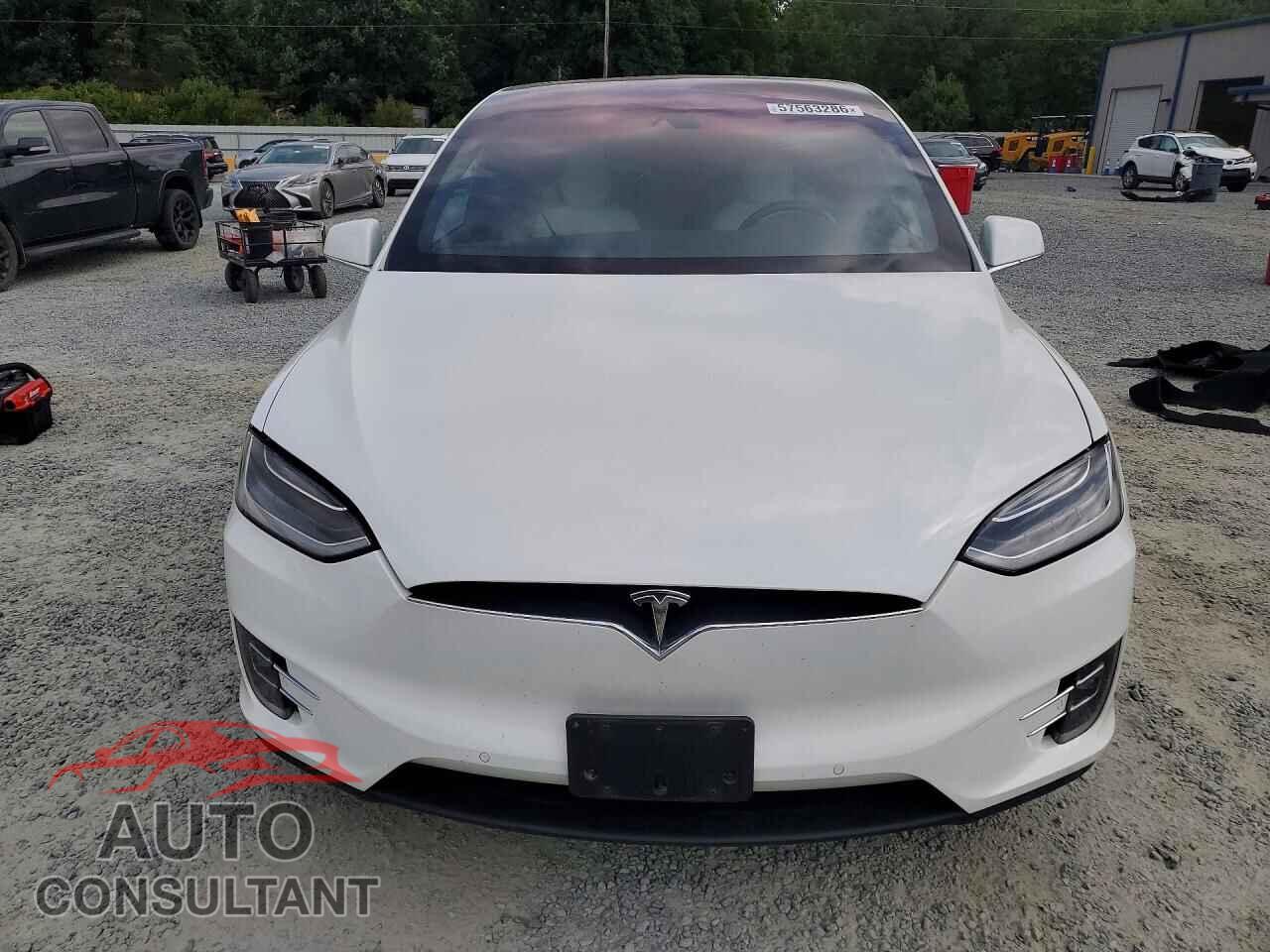 TESLA MODEL X 2016 - 5YJXCAE20GF006978
