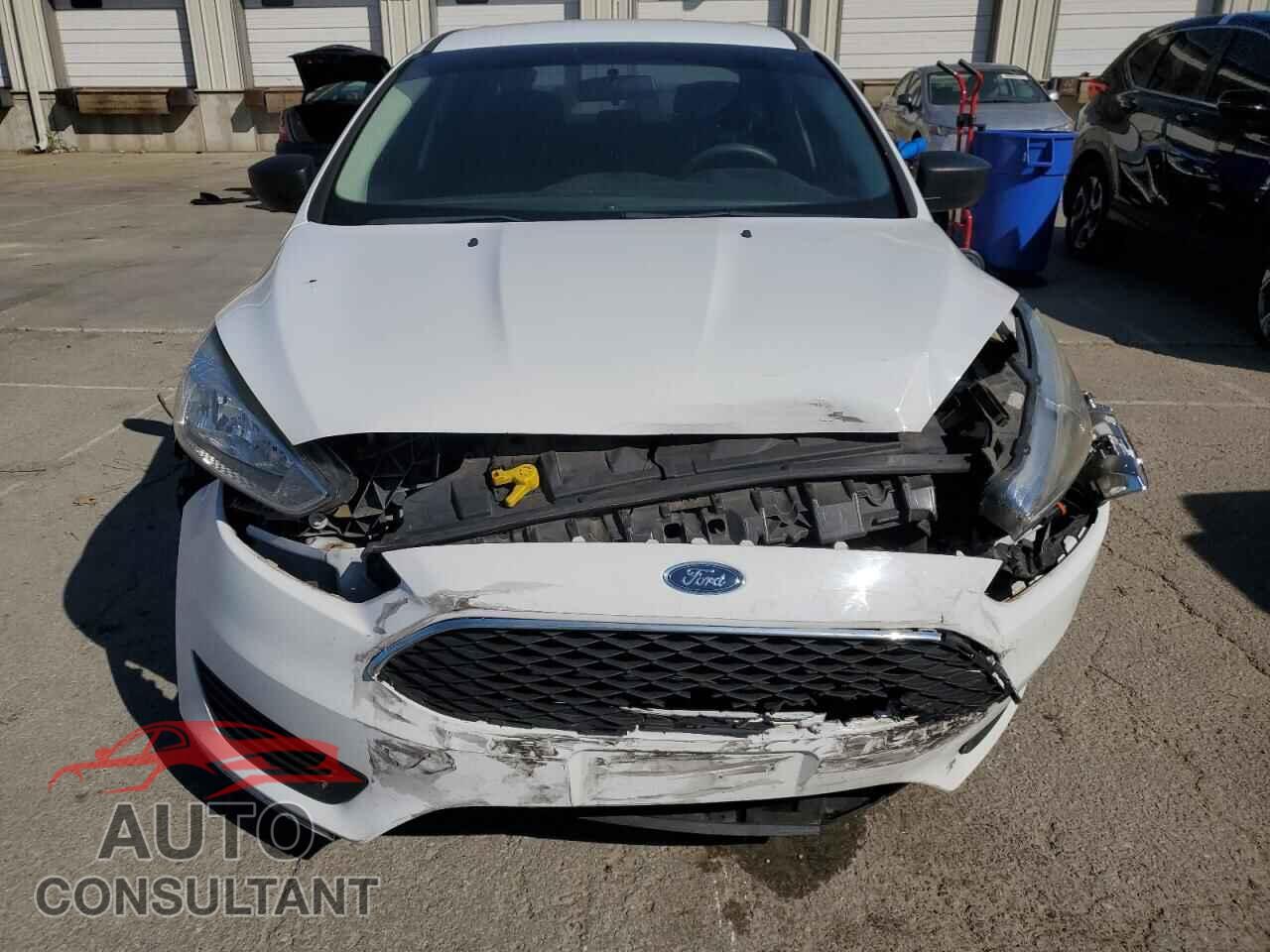 FORD FOCUS 2016 - 1FADP3E21GL226071