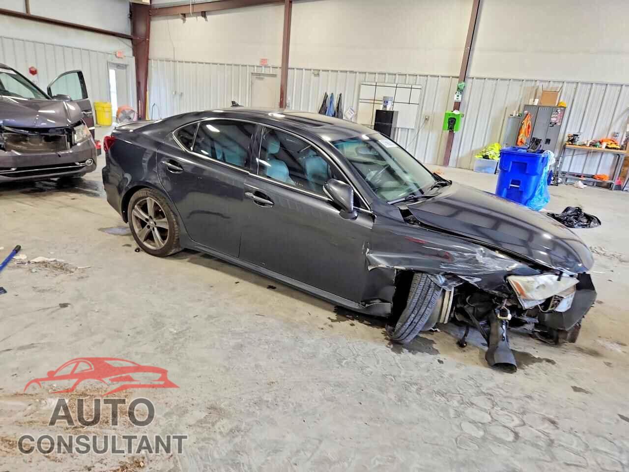 LEXUS IS 2011 - JTHBF5C25B5147713