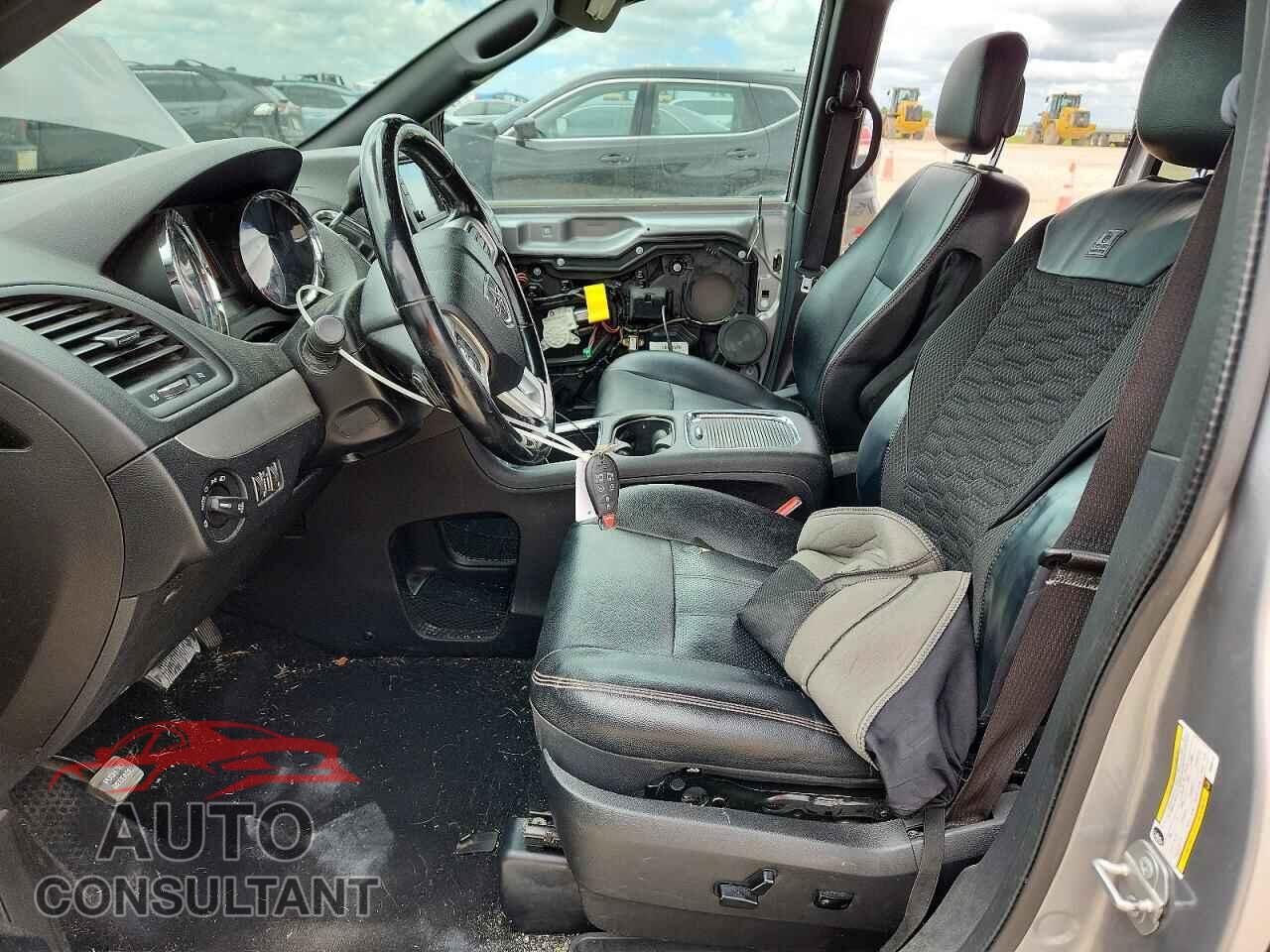 DODGE CARAVAN 2019 - 2C4RDGEG7KR683110