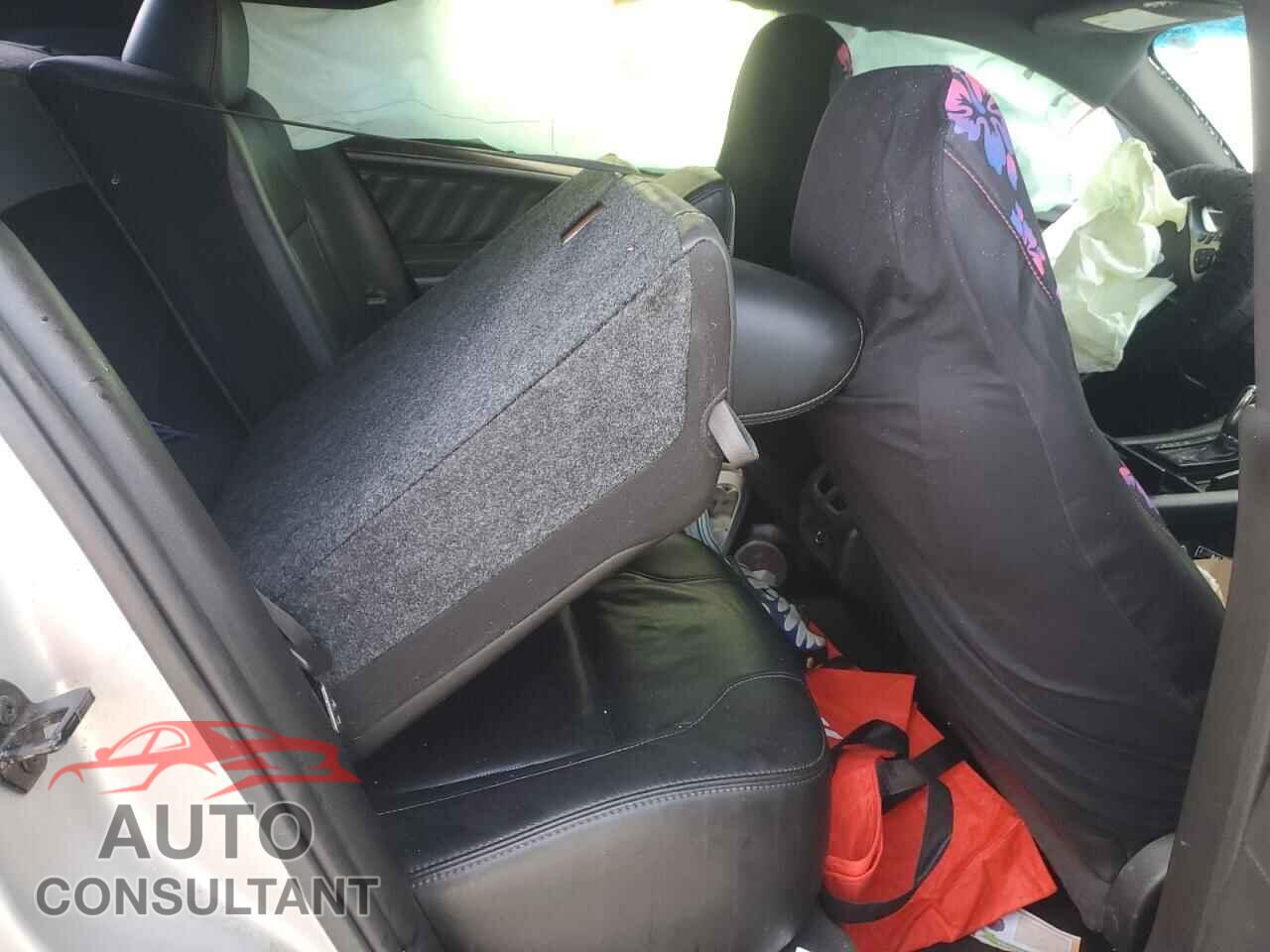 FORD ALL Models 2013 - 1FAHP2F80DG200645