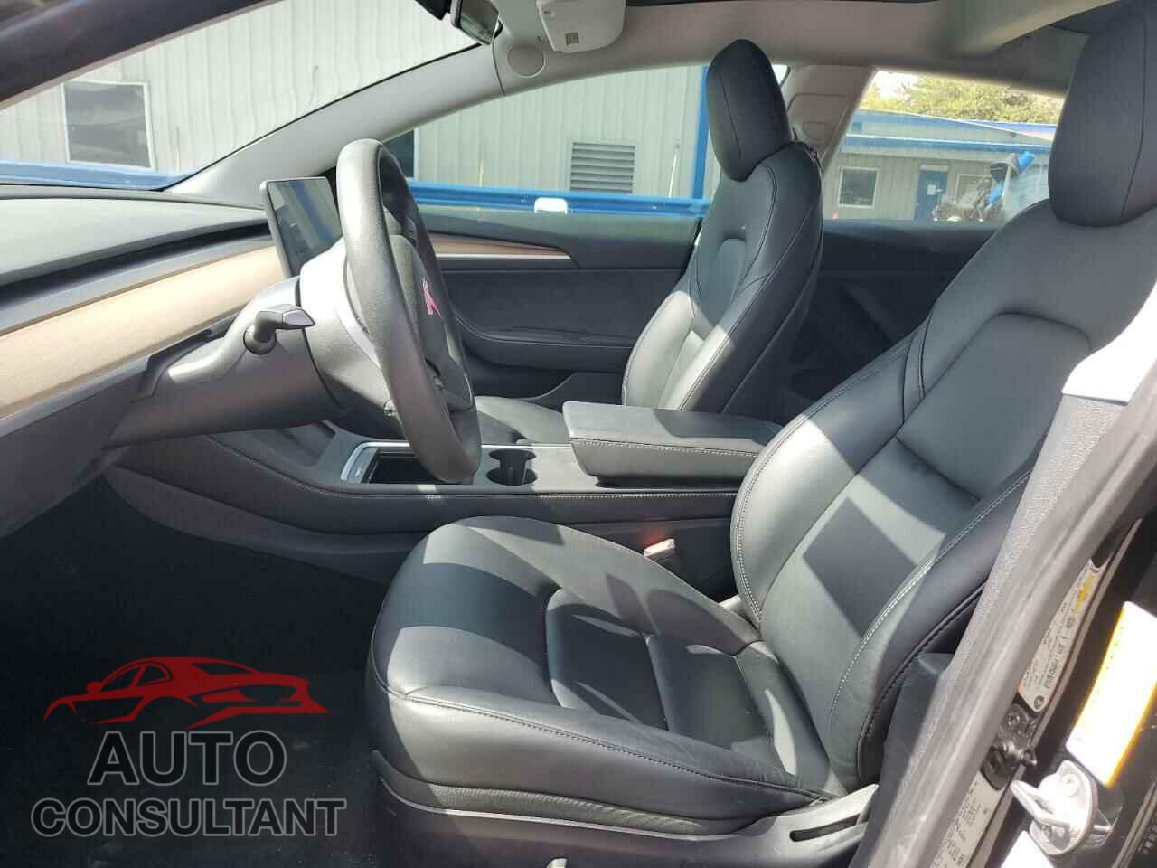 TESLA MODEL 3 2021 - 5YJ3E1EB9MF035643