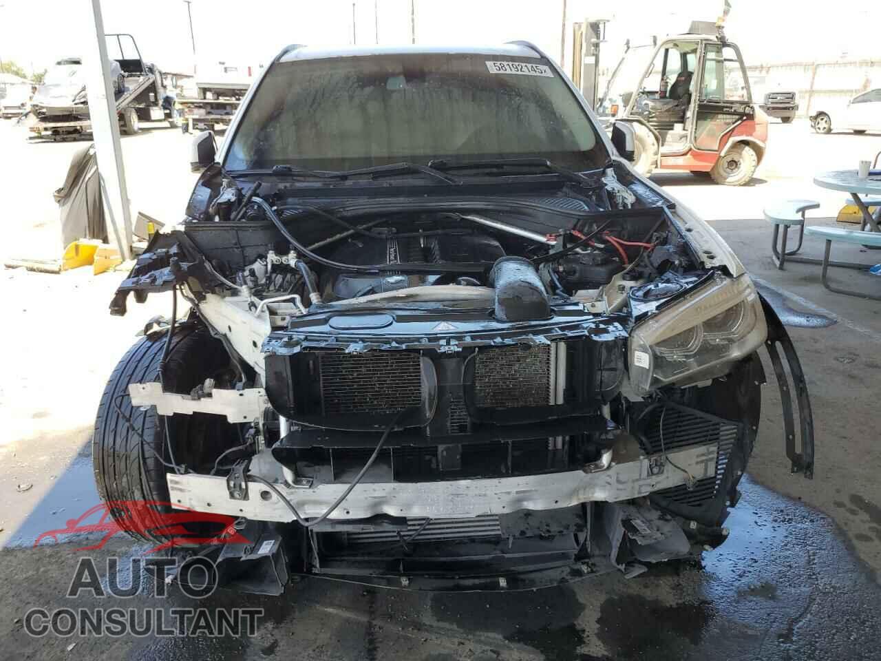 BMW X5 2014 - 5UXKR2C54E0C00972