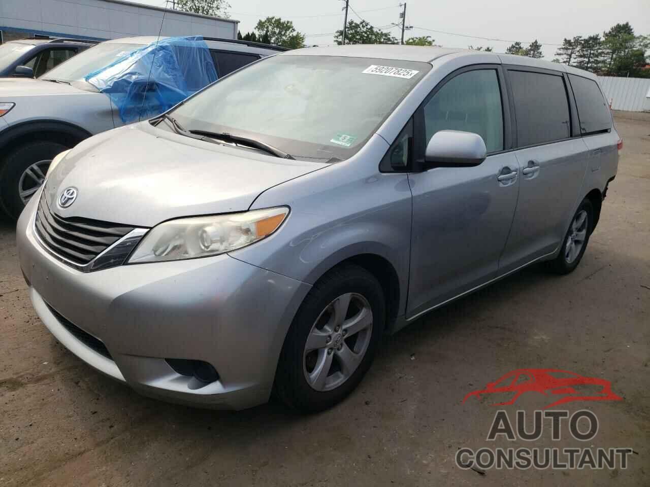 TOYOTA SIENNA 2012 - 5TDKA3DC0CS009374