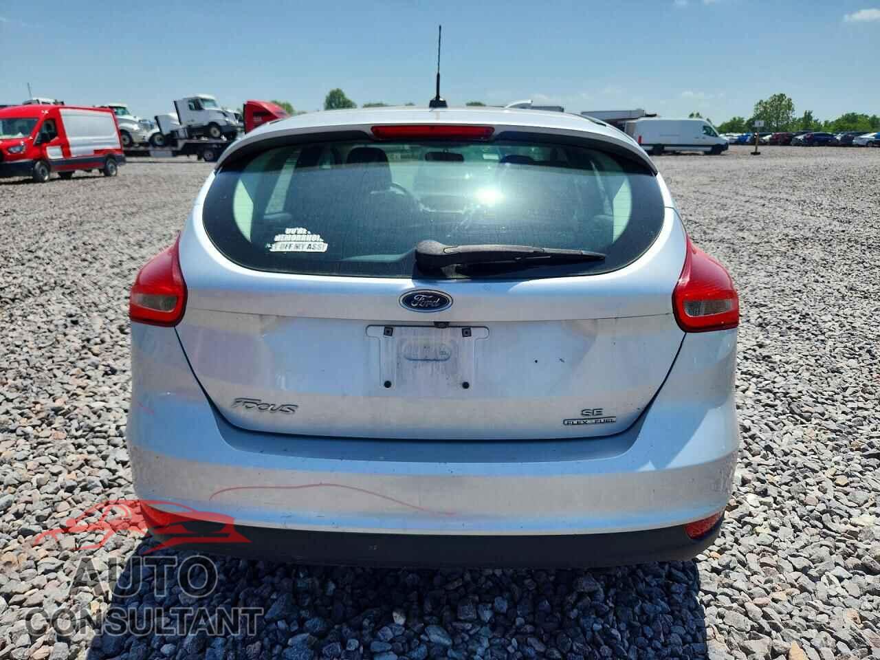 FORD FOCUS 2016 - 1FADP3K24GL277083