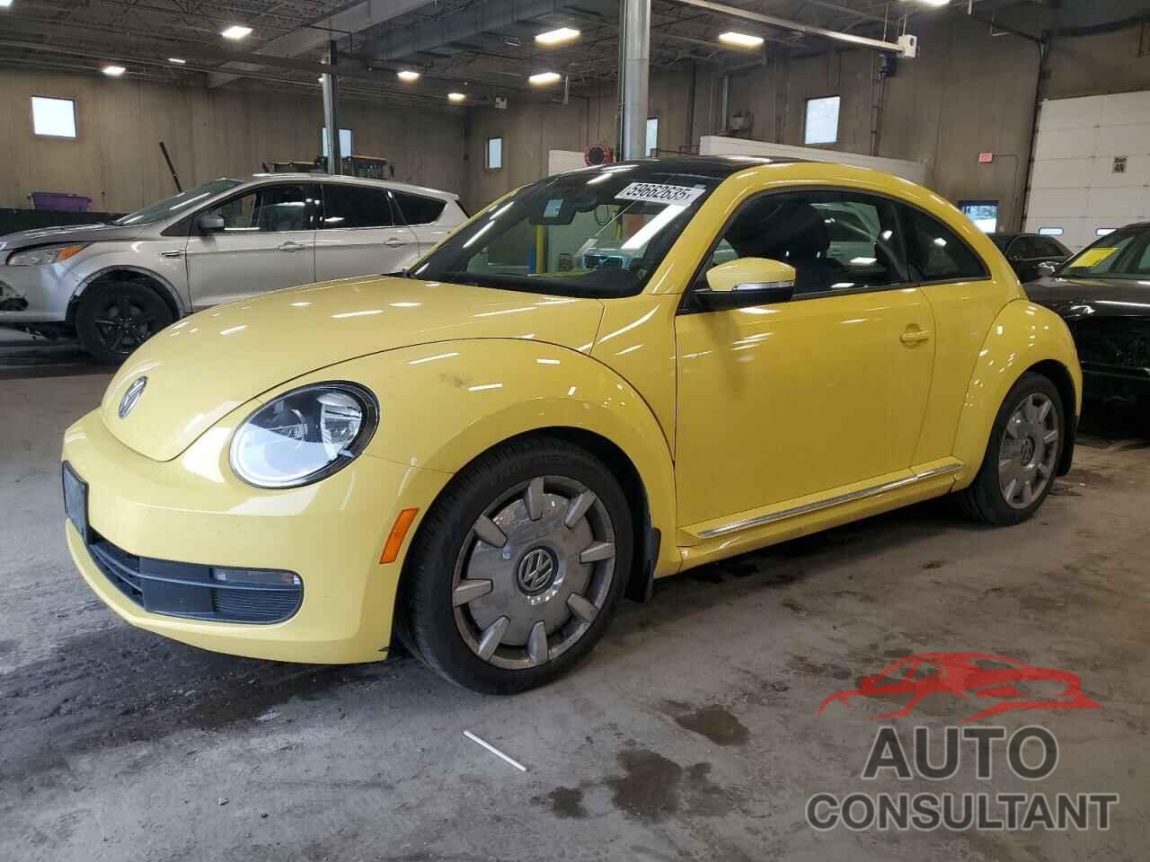 VOLKSWAGEN BEETLE 2012 - 3VWJP7AT8CM627125