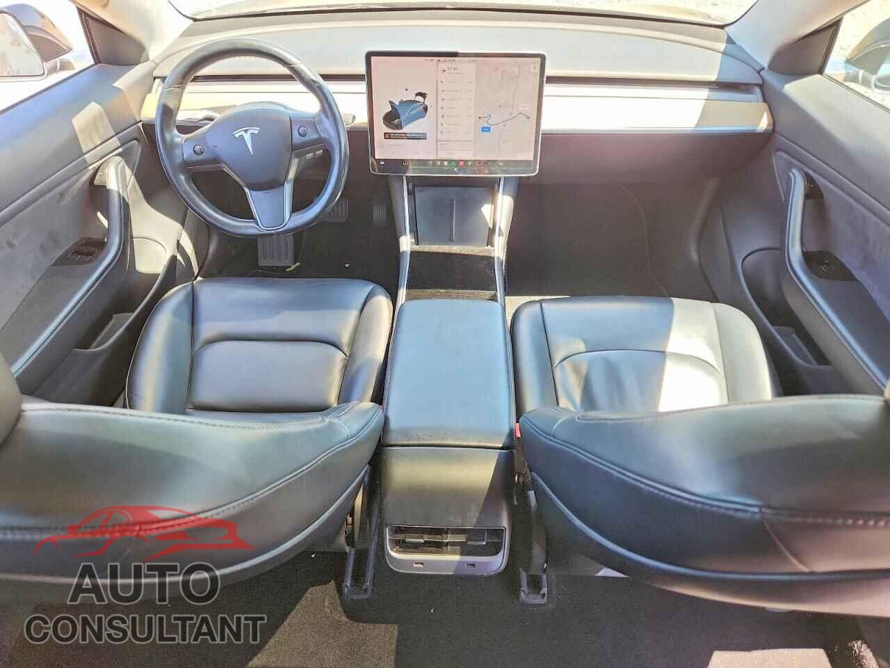 TESLA MODEL 3 2017 - 5YJ3E1EA6HF000569
