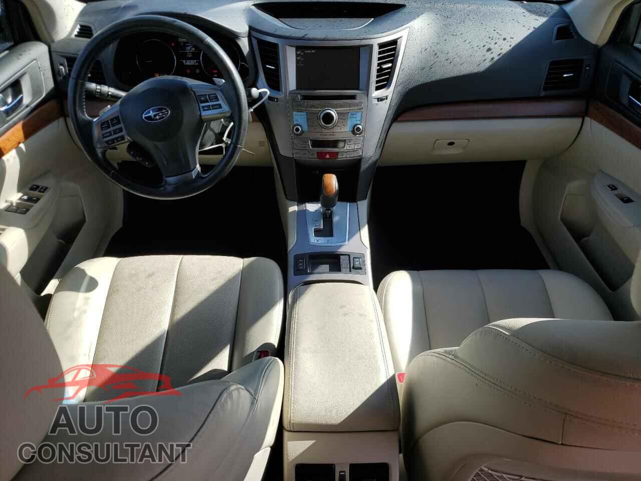 SUBARU OUTBACK 2013 - 4S4BRCPC2D3201205